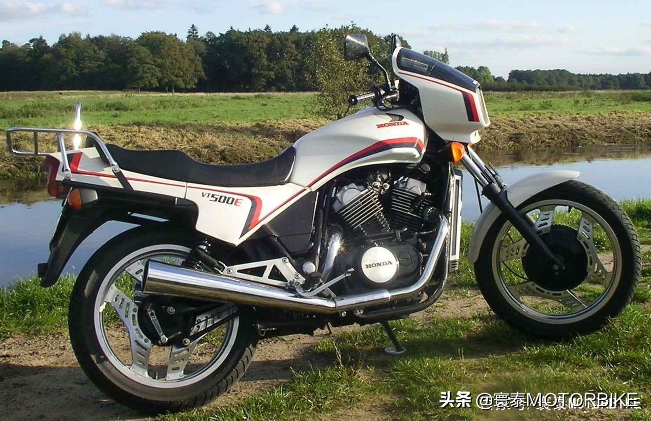 本田即将量产v缸机械增压街车,本田twin