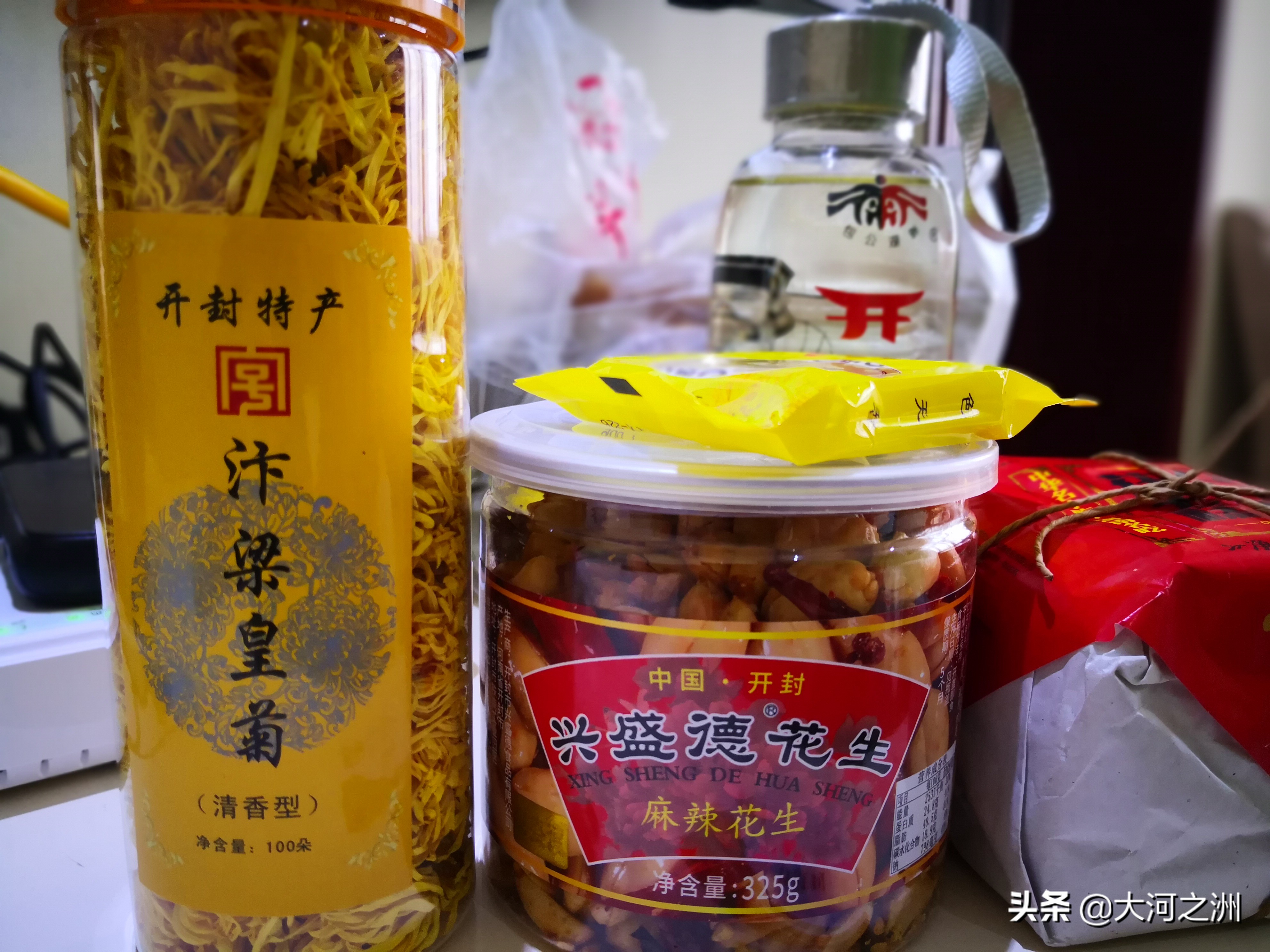 开封灌汤包和桶子鸡,开封攻略美食灌汤包