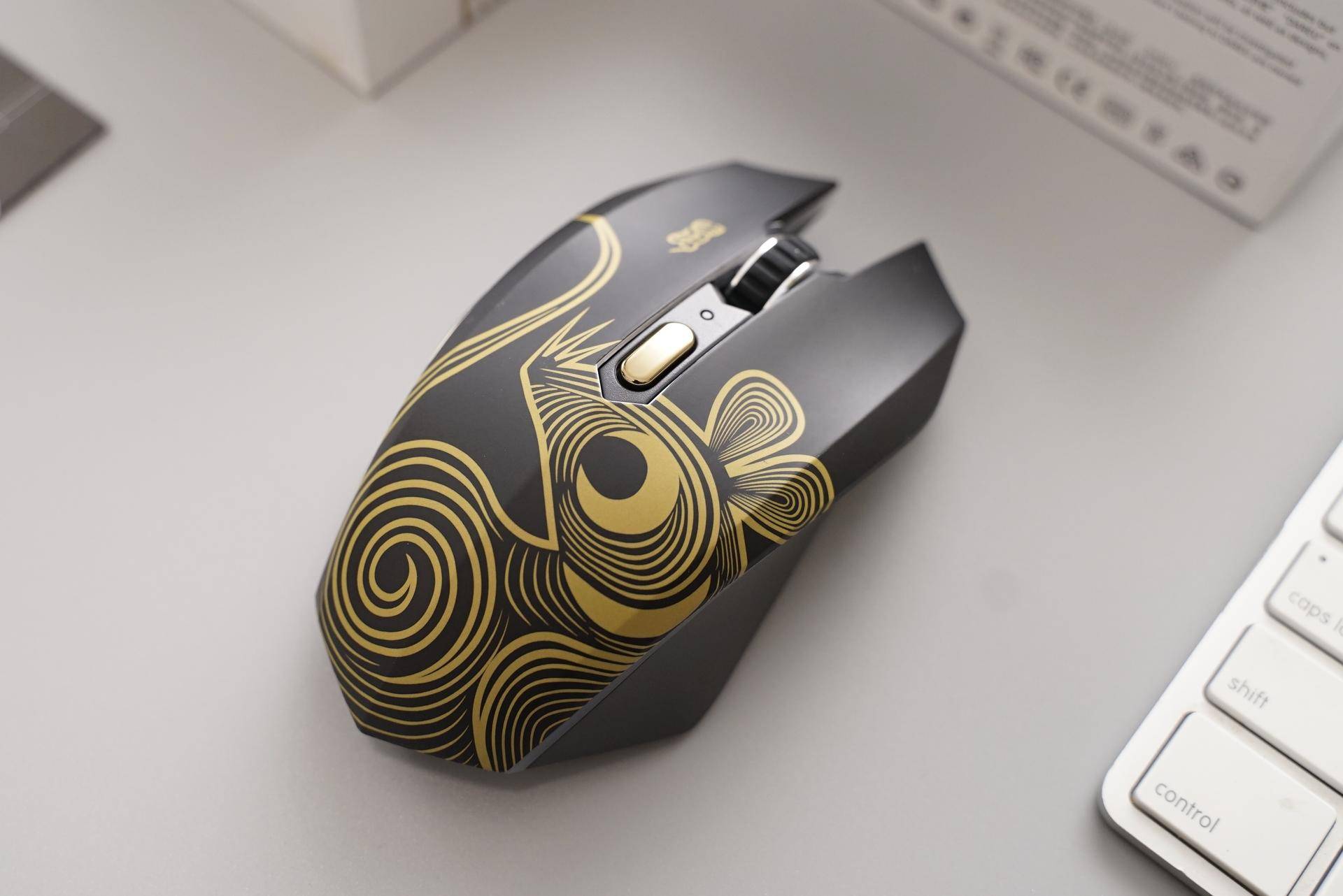 达尔优em910牧马人游戏鼠标怎么样,达尔优牧马人镜面版白色鼠标