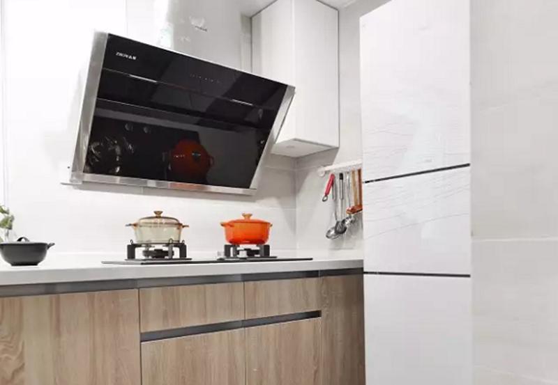 油烟机侧吸和顶侧双吸到底哪个好,吸油烟机怎么选顶吸