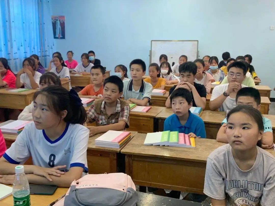 南体直播间｜走进凌中校园，玩转缤纷夏令营---南京体育学院体育教育与人文学院暑期社会实践系列报道