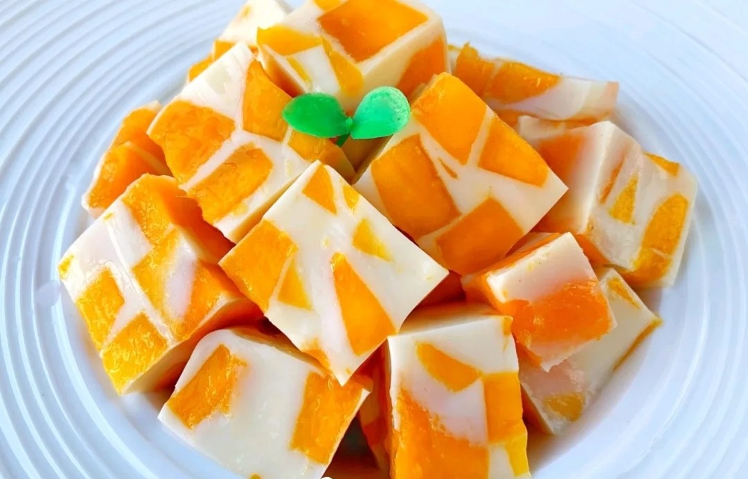 芒果简单又不脏手的吃法,芒果控看过来满满果肉的芒果甜品