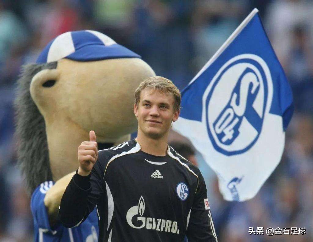 诺伊尔欧洲杯超级发挥,日耳曼战车队长诺伊尔