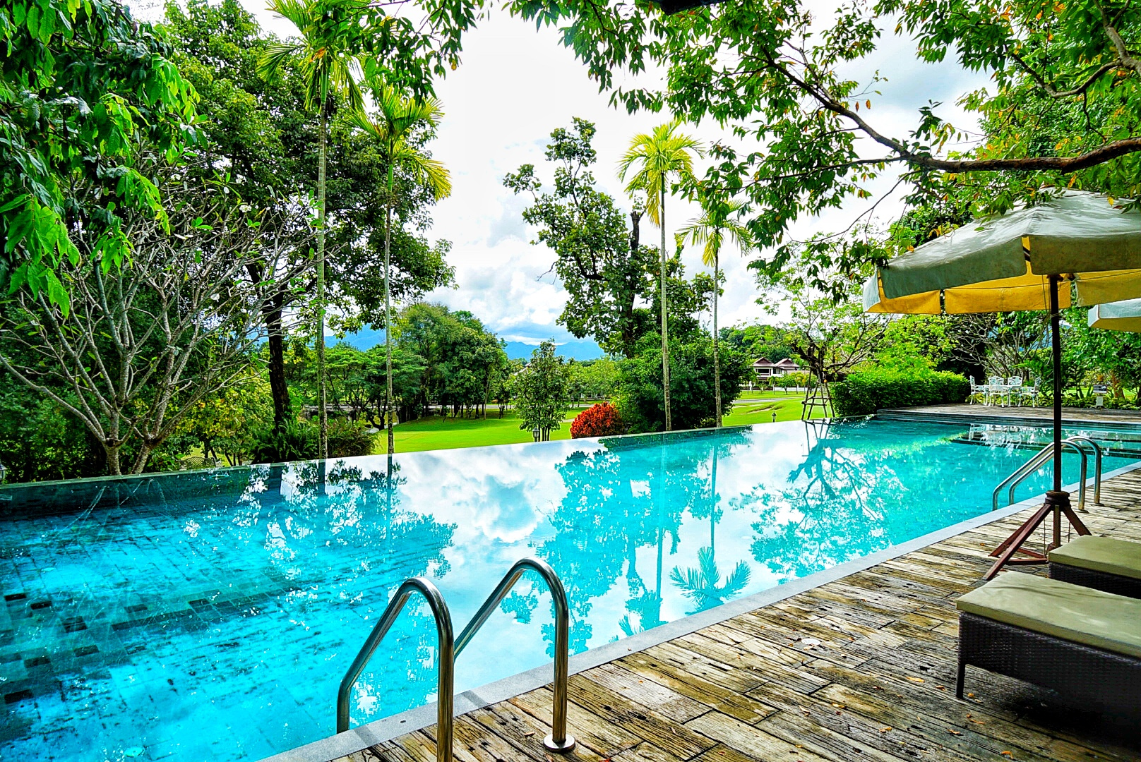 神奇泰国游,清迈古城温暖的风景