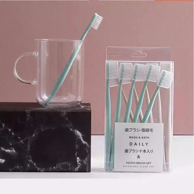 李佳琦巴氏刷牙,李佳琦口嚼式牙膏