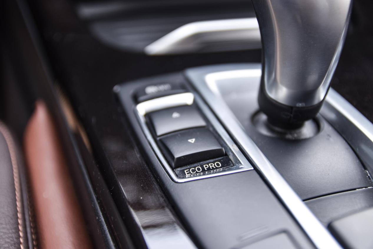 宝马40多万真的比国产车有优势么,40万的宝马怎么样