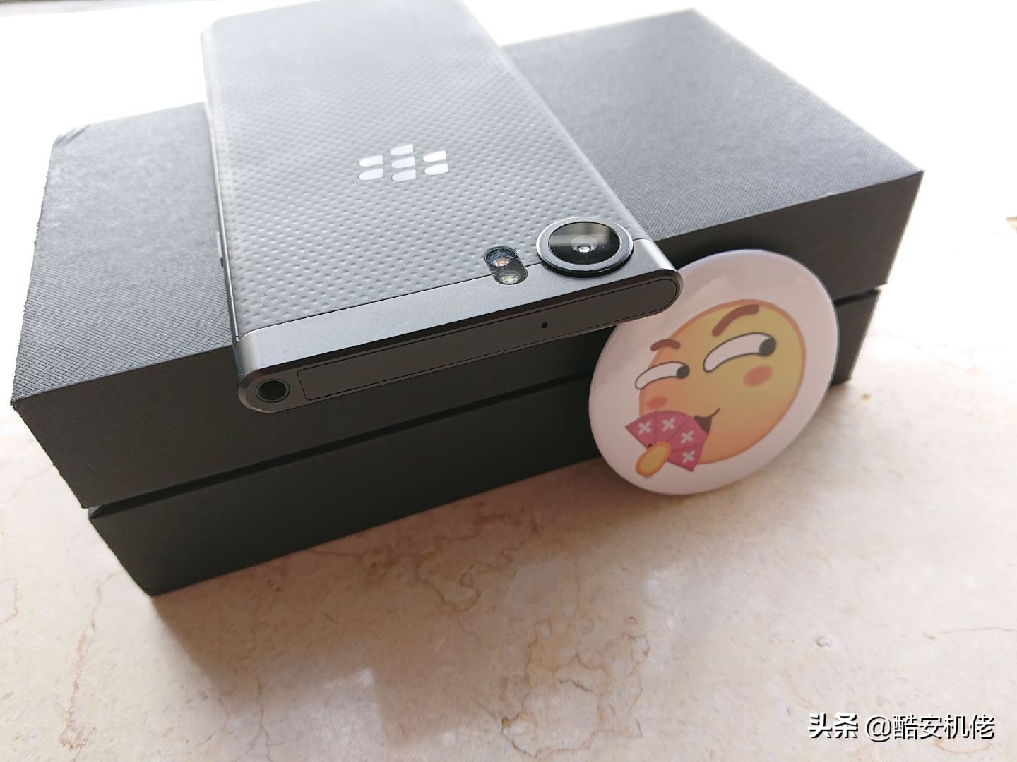 全键盘黑莓keyone,全键盘黑莓奢华