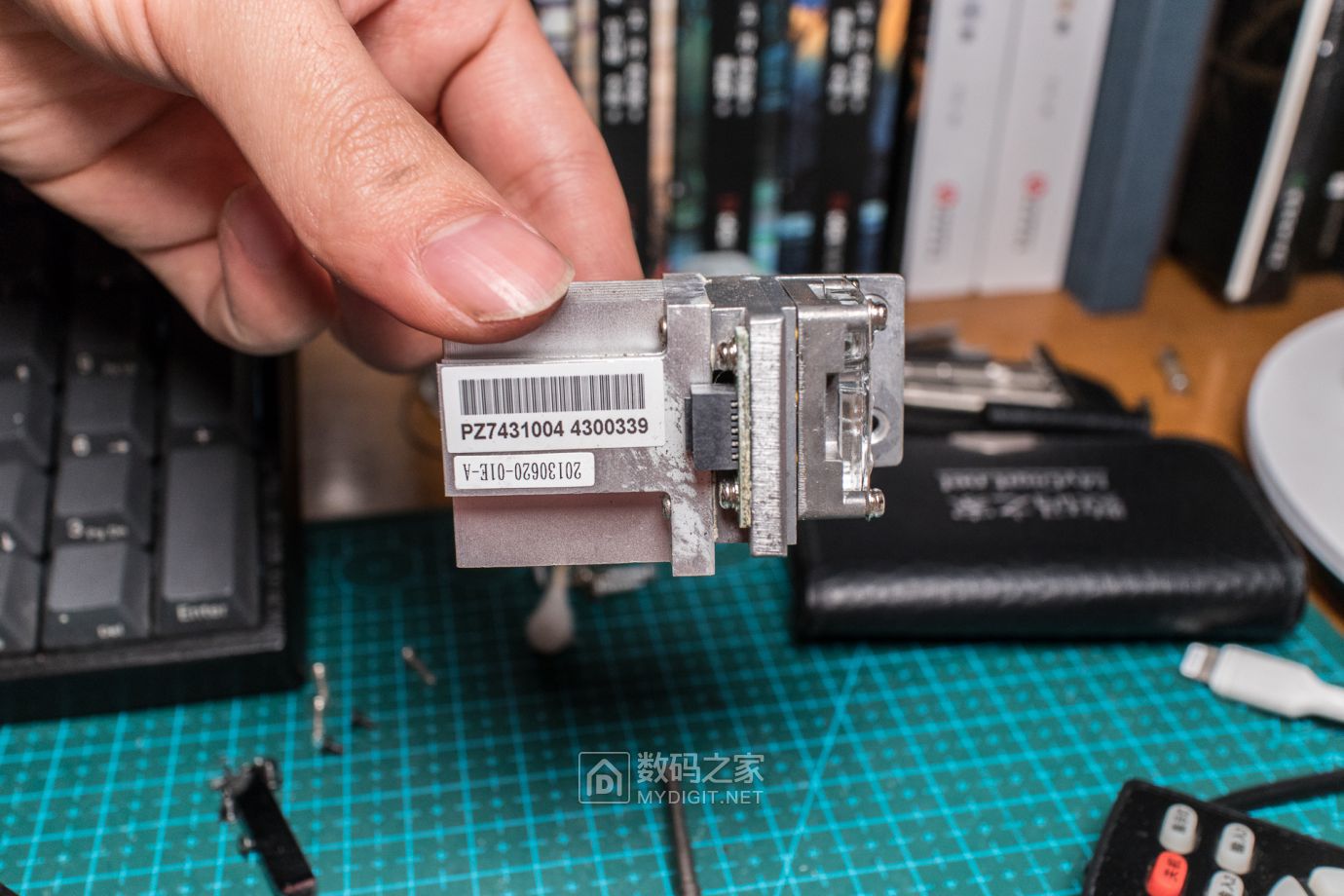 卡西欧激光投影仪拆机维修视频,卡西欧激光投影机怎么清零