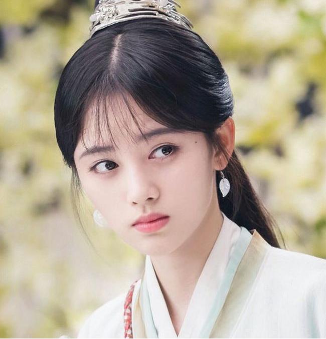 春日宴鞠婧祎肖战刘诗诗任嘉伦,任嘉伦杨紫鞠婧祎新白娘子传奇