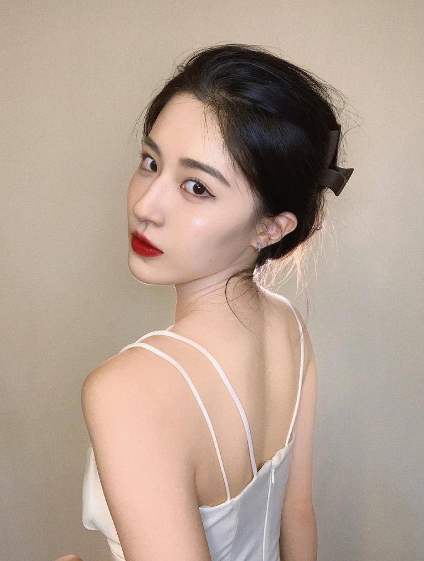 如何正确处理粉刺闭口,闭口粉刺怎么去除教你一个小妙招