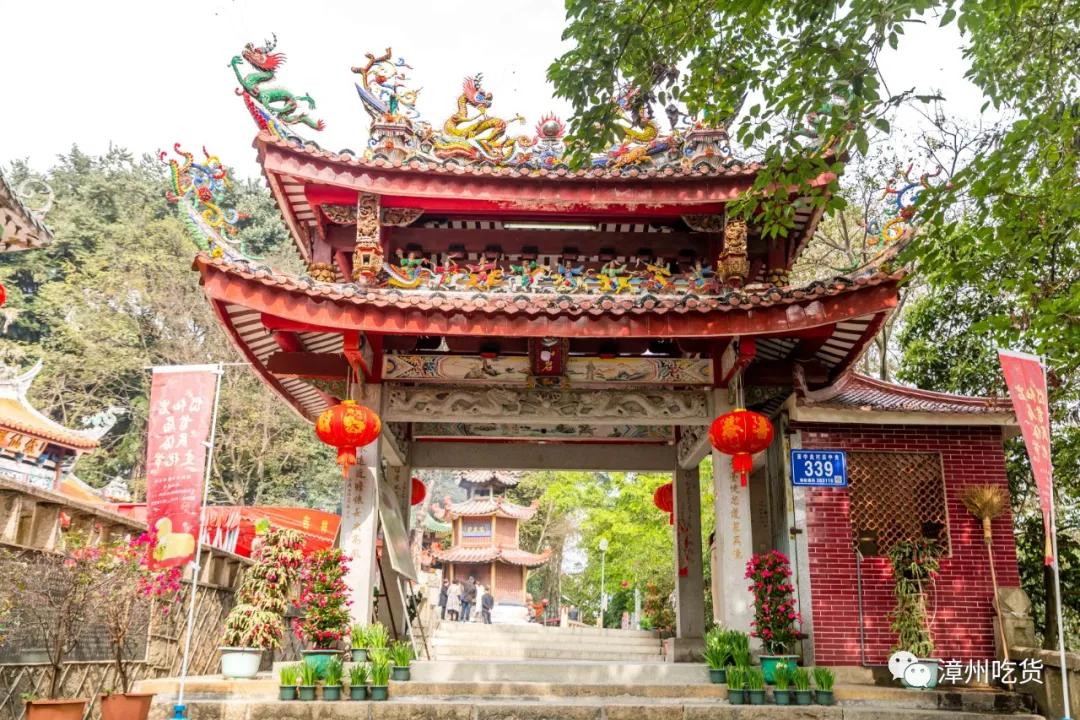 漳州有哪些祈福的寺庙,漳州市有个非常灵的寺庙