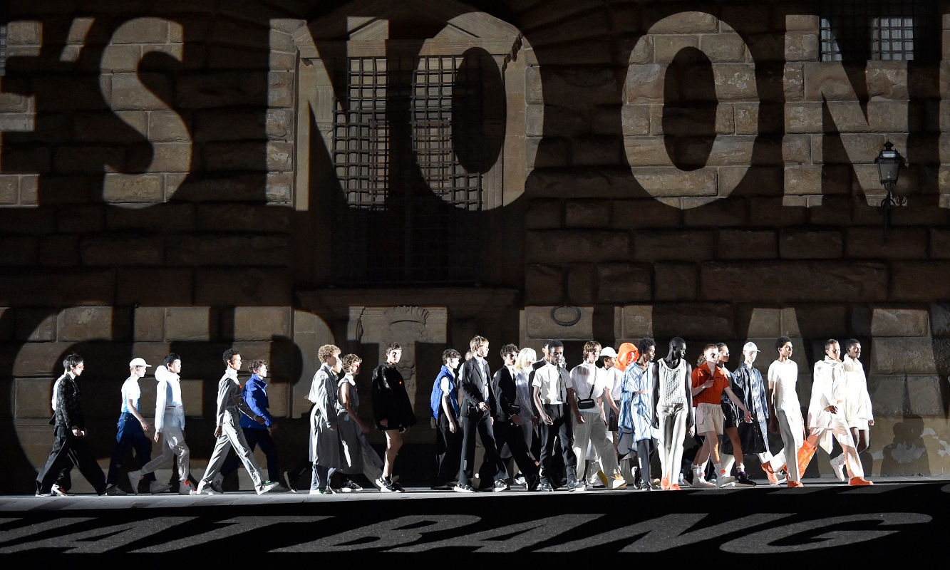 virgilabloh17年在做什么,virgilabloh第一个作品