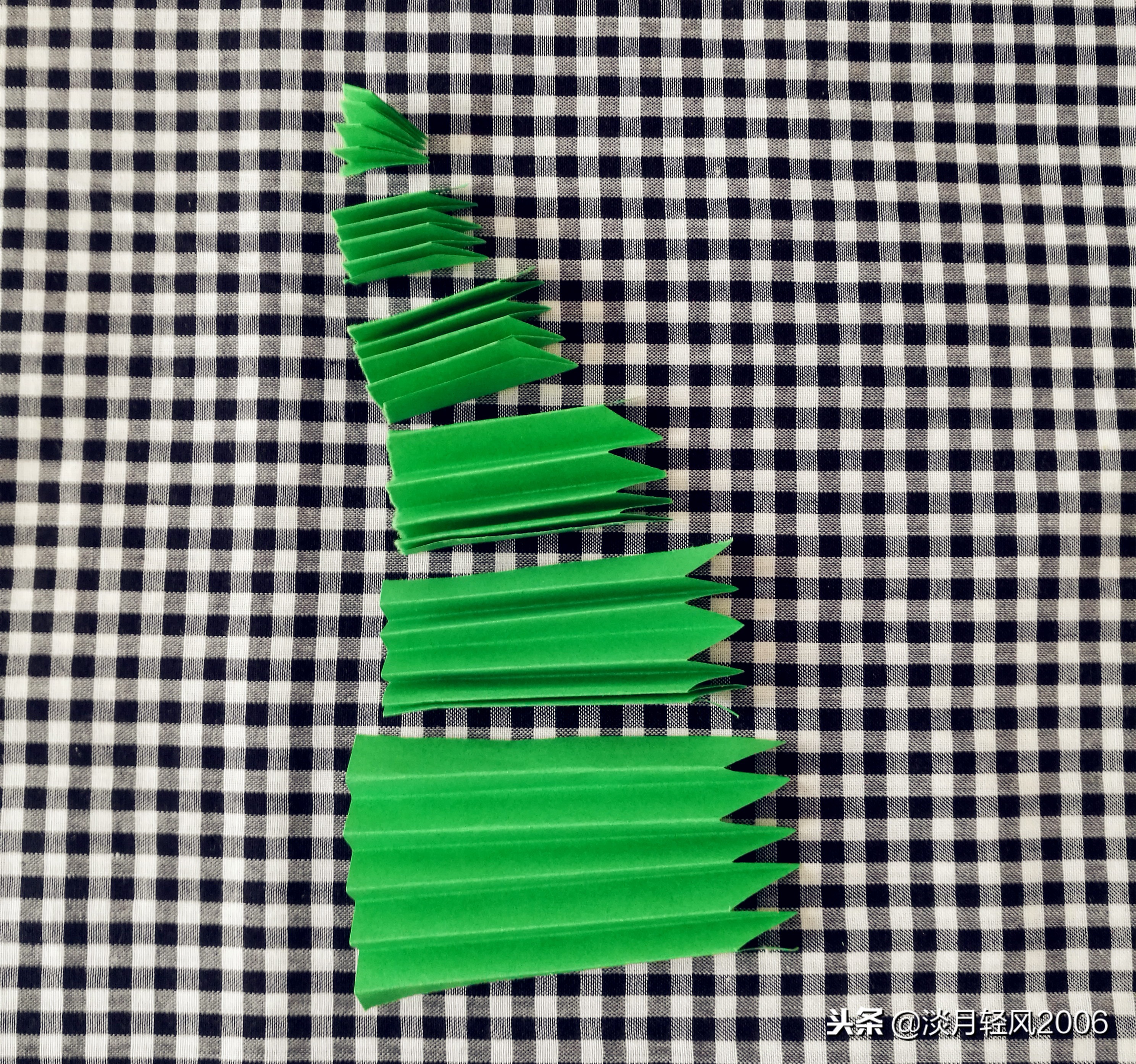 圣诞节手工贺卡送老师,王小九手工折纸圣诞节贺卡