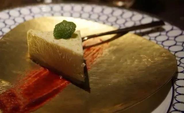 上海最贵餐厅一顿饭,在上海吃最贵的一顿饭多少钱