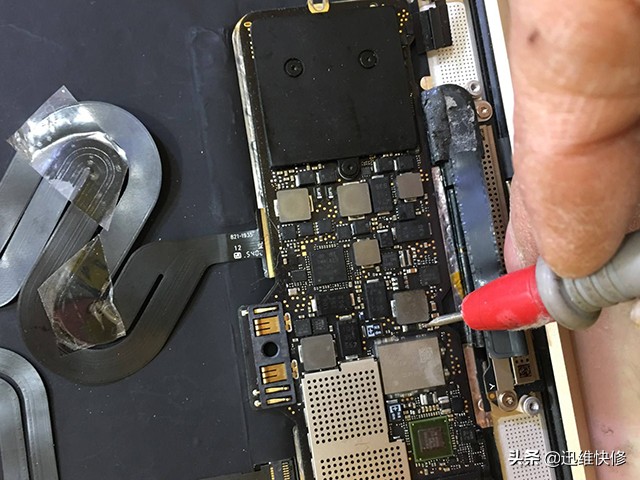 苹果a1466笔记本屏幕不亮,苹果a1534笔记本如何更换屏幕