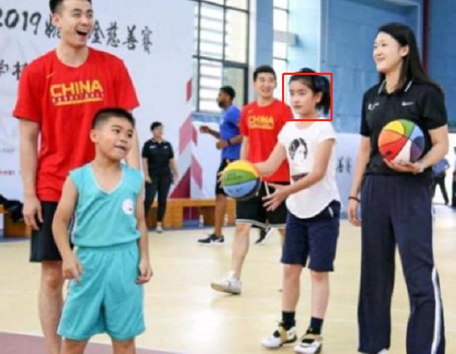 姚明11岁女儿身高多高,姚明12岁女儿身高是多少