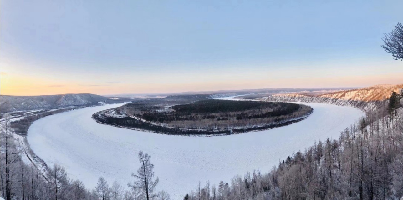 漠河旅游包车杨哥,漠河旅游包车师傅