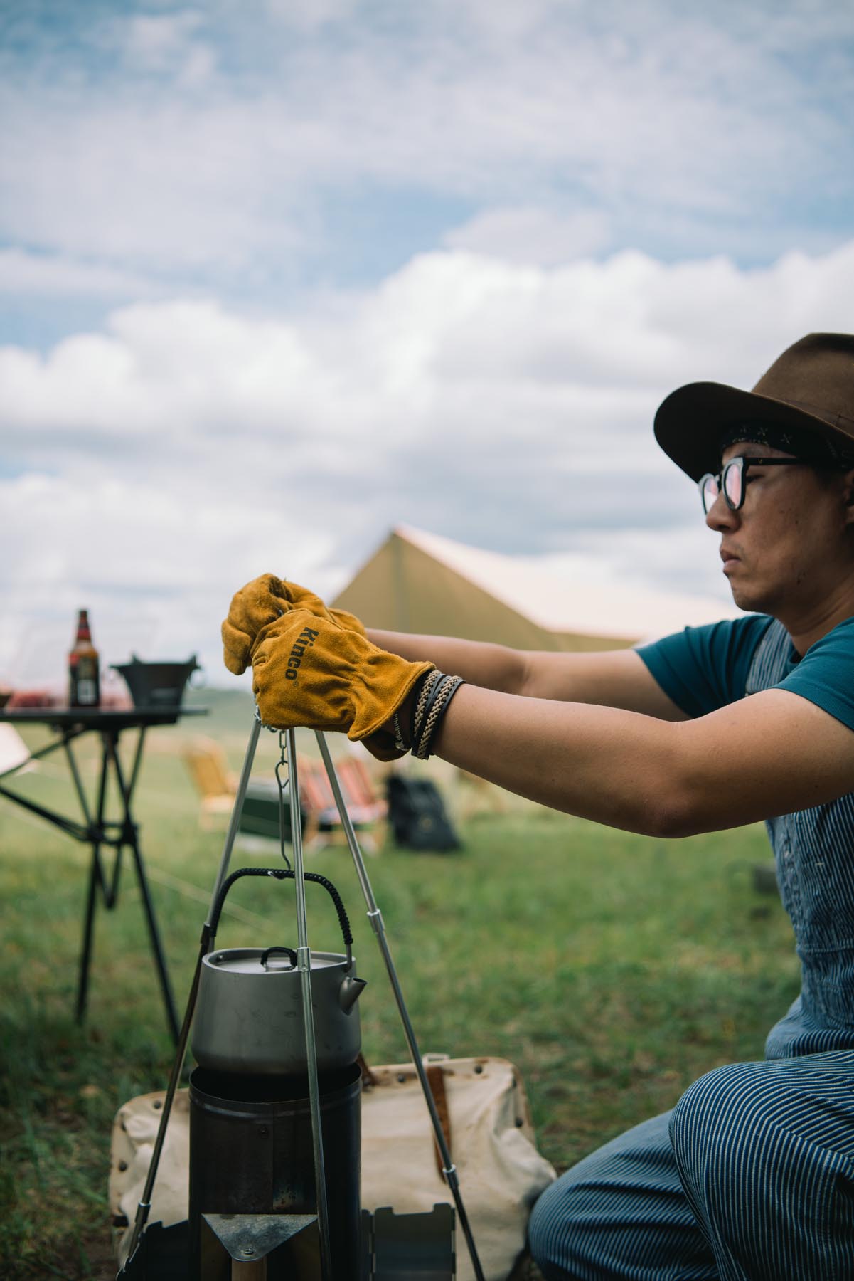 拥有这21件高颜值户外装备，让我们的草原野餐会像家里般优雅
