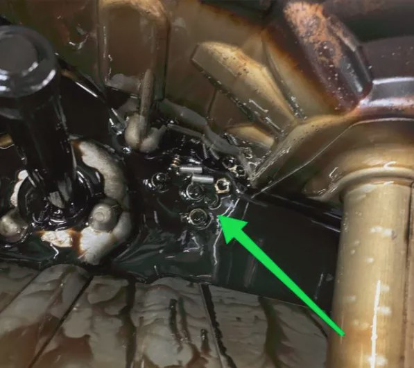 宝马n52b30发动机漏油吗,现在的宝马还漏油吗