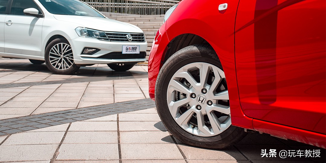 飞度vs捷达,神车捷达vs5