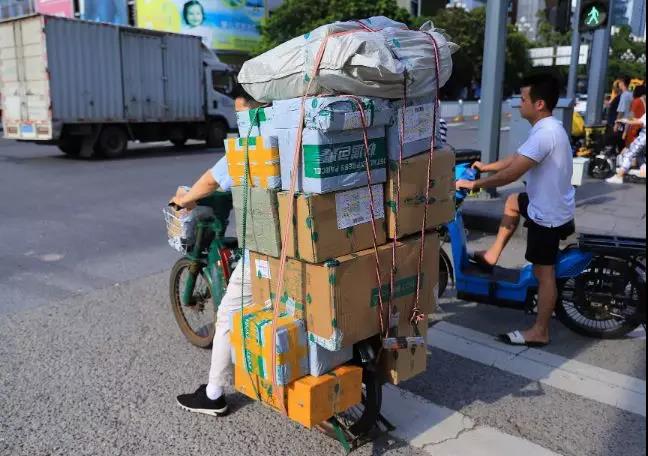 义乌暴富神话,义乌电商送快递