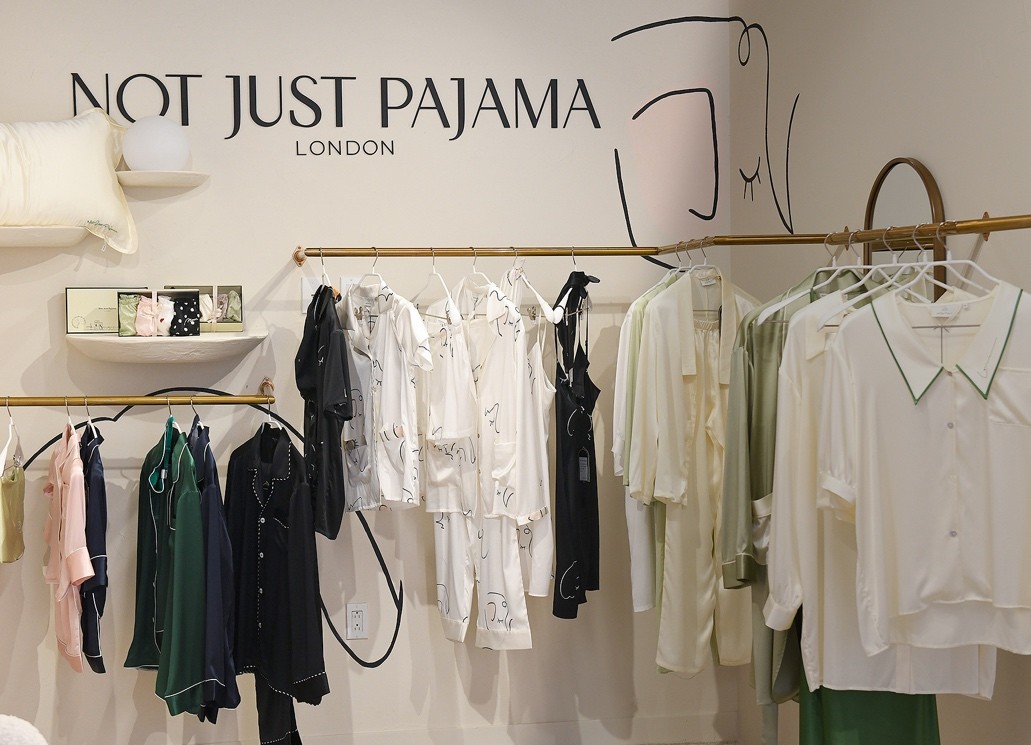 用真丝治愈生活，NotJustPajama不止是睡衣