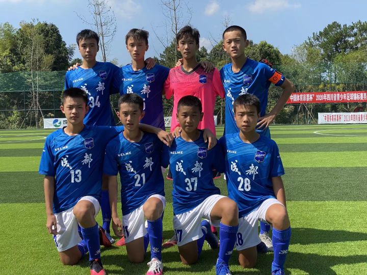 喜报祝贺南充奥航足球俱乐部肖炜锐入选中国精英青少年球员训练营