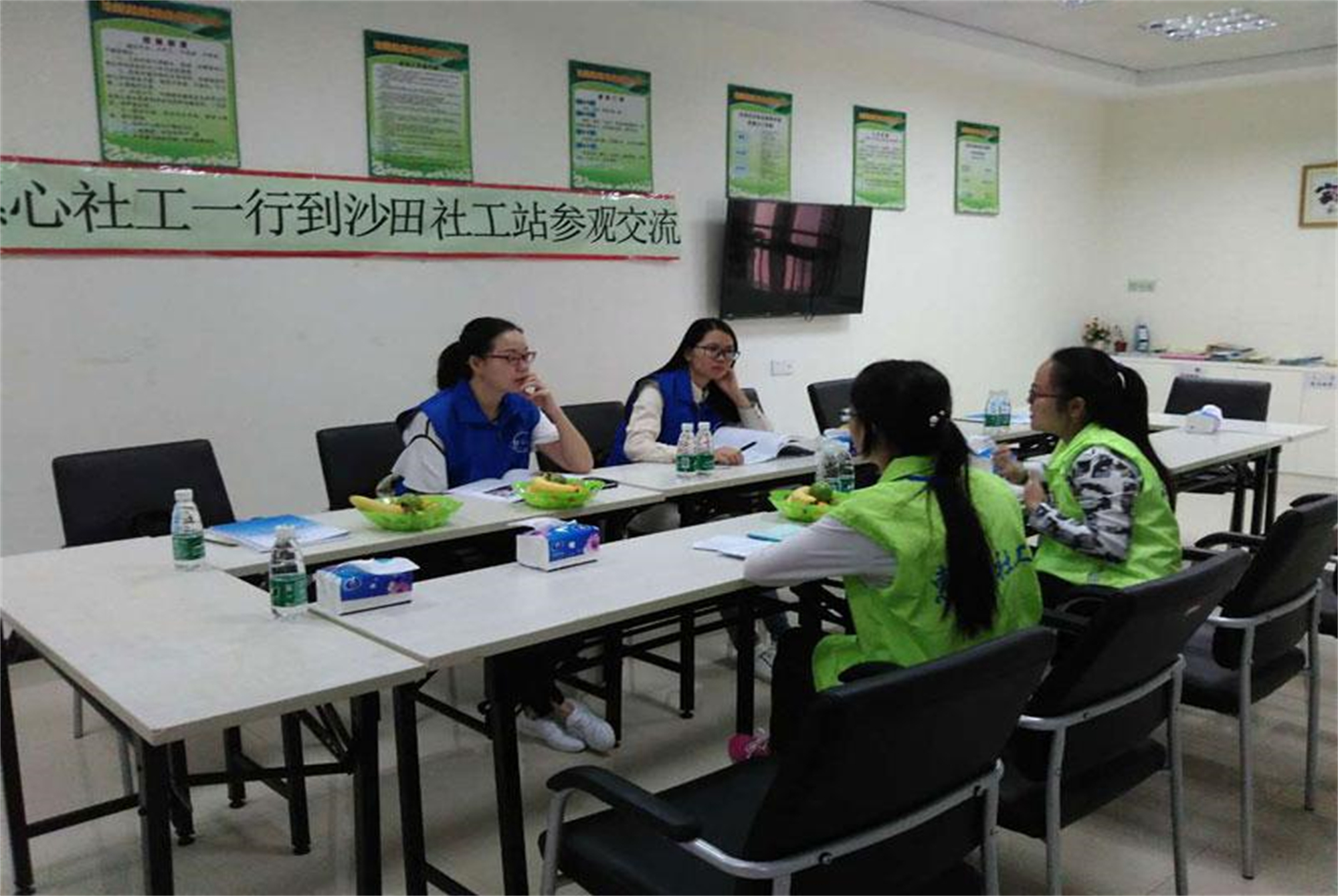 学历低在社区工作没有前途,大学里的社区工作有前途吗