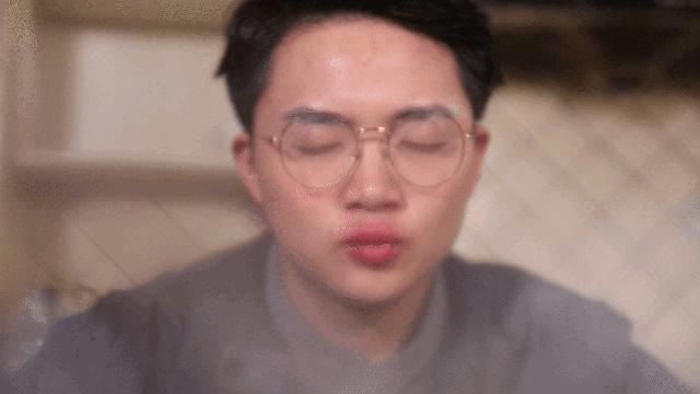 麻辣“烤匠红”引发“麻辣女神妆”热潮11W大牌口红送送送