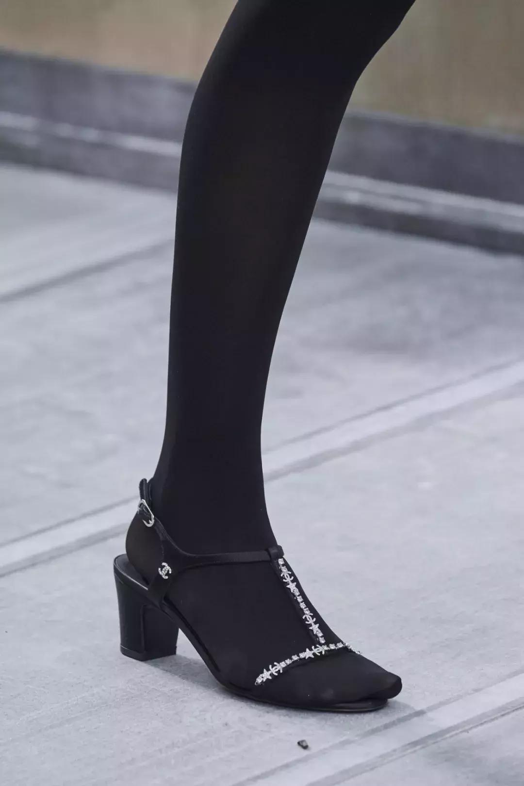 香奈儿neverfull中号手袋,香奈儿mademoiselle手袋