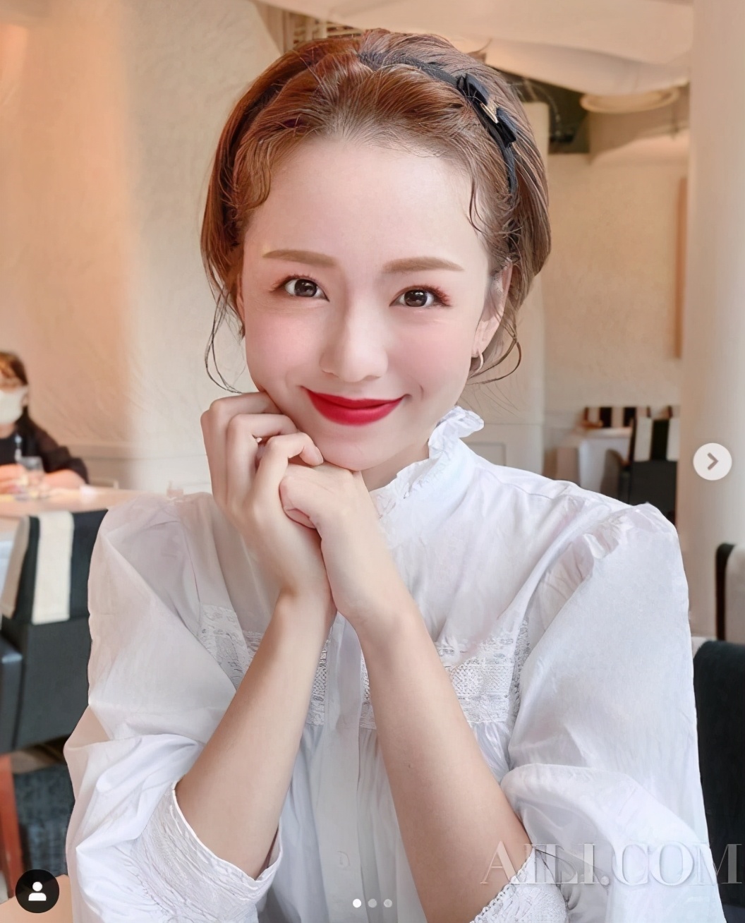 美瞳妆容颜色搭配,美瞳特色妆容有哪些