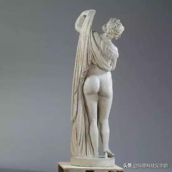 健身网红的诱人蜜桃臀背后，到底藏着怎样的秘密？