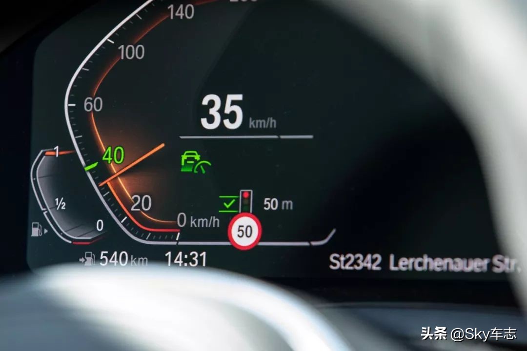 18款宝马互联驾驶服务有什么功能,宝马云端互联和mybmw有什么区别