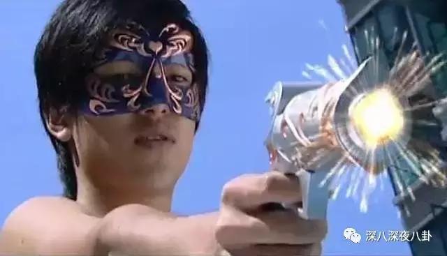 白敬亭蹭铁哥热度,林更新蹭苏翊鸣热度