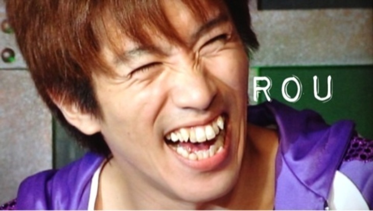 牙齿不整齐的日本女孩,日本人牙齿不齐怎么回事