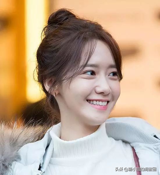 夏天太热前刘海怎么处理,夏天太热了刘海怎样弄好看