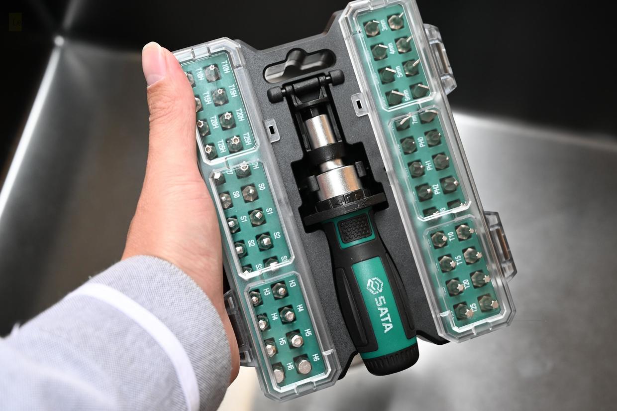 收藏级棘轮螺丝刀测评,世达棘轮螺丝刀迷你型测评