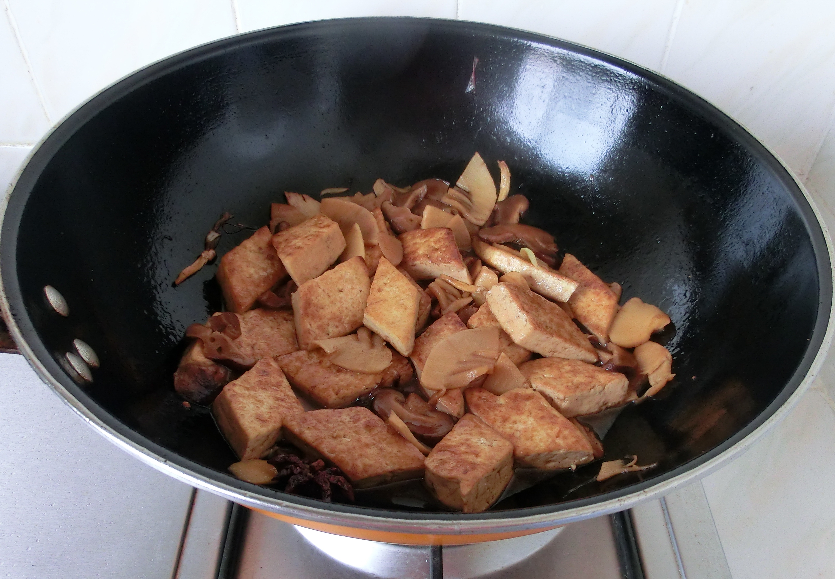 阳了后发烧吃水果要注意什么,阳了之后低血钾的症状