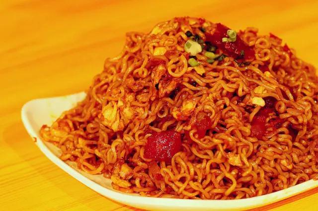 2019年十大最赚钱的行业是什么,开什么小店铺最赚钱