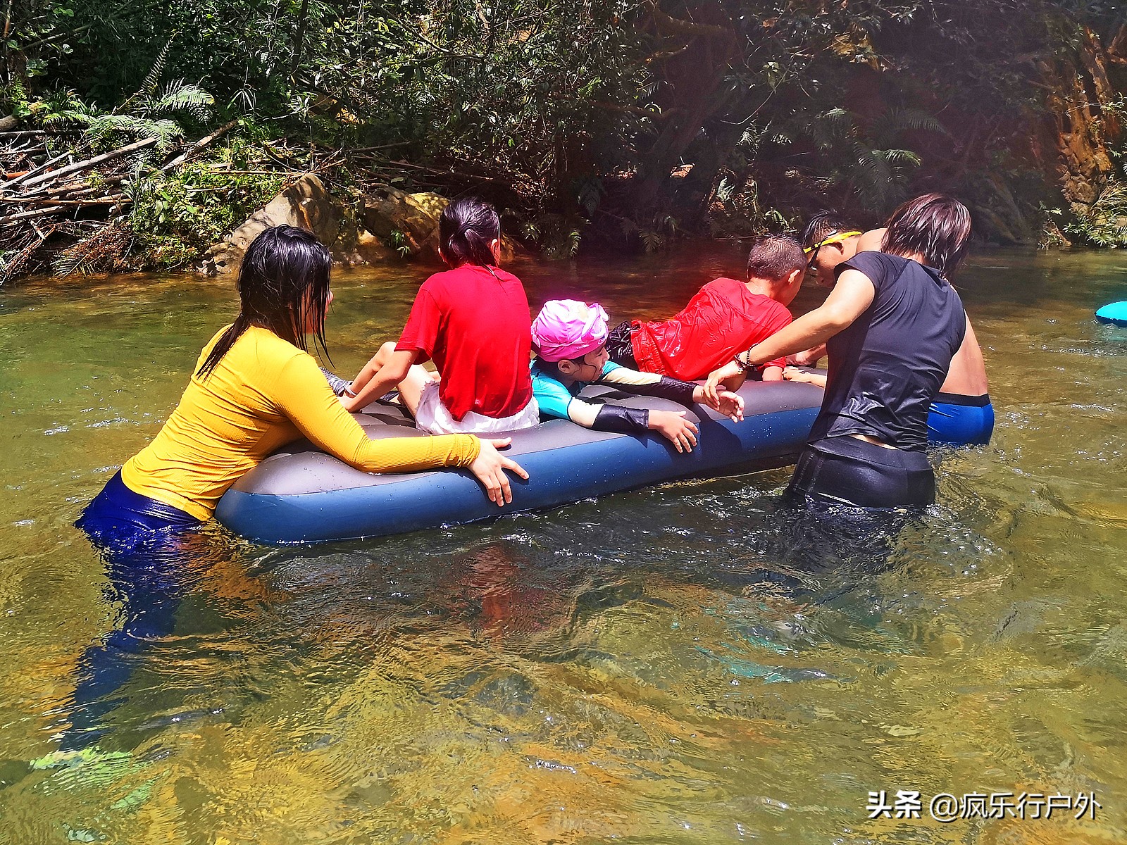 肇庆山溪戏水的地方,肇庆溪流亲子游