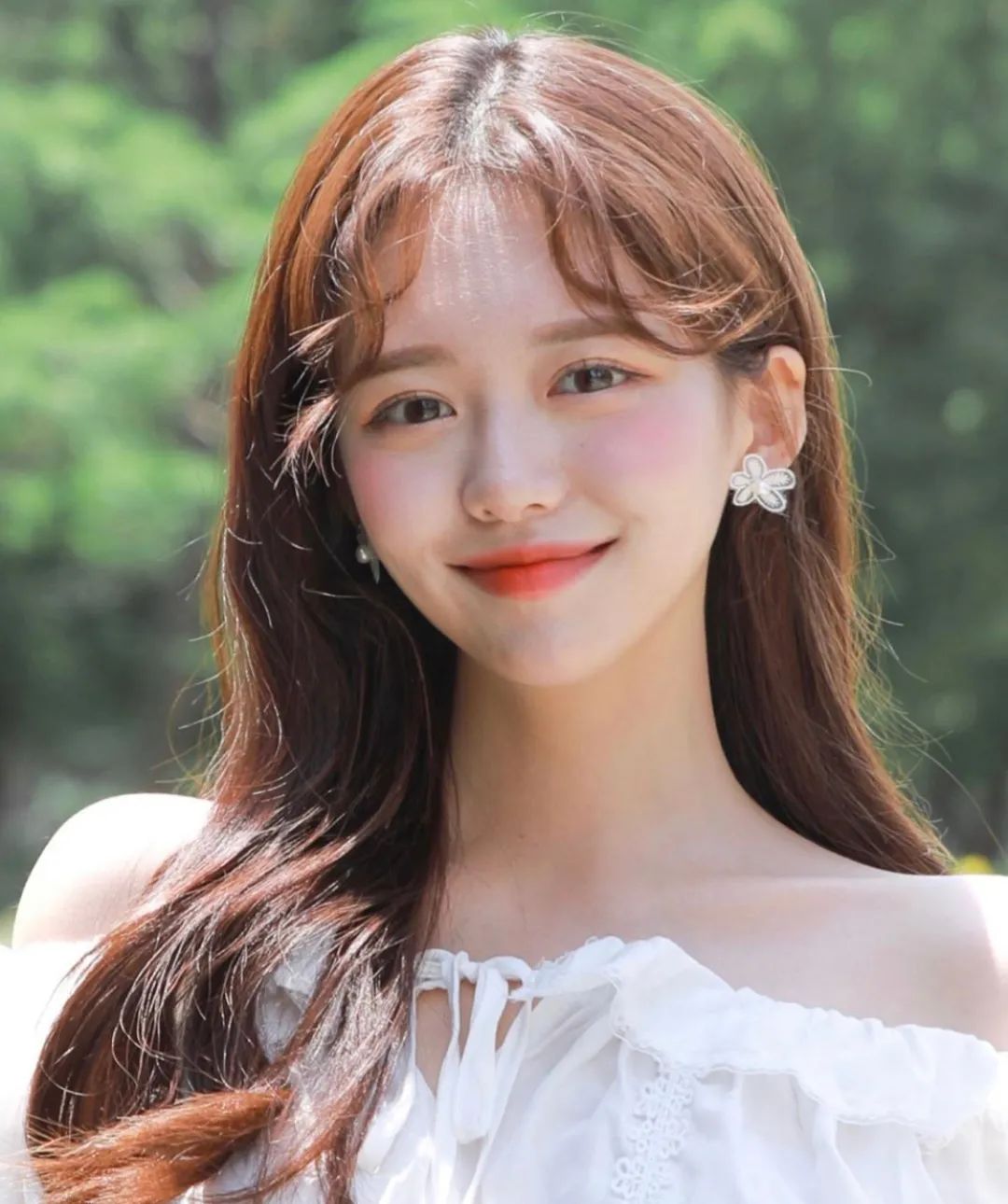 3款不挑脸型的刘海，又美又精致，自己动手就能剪