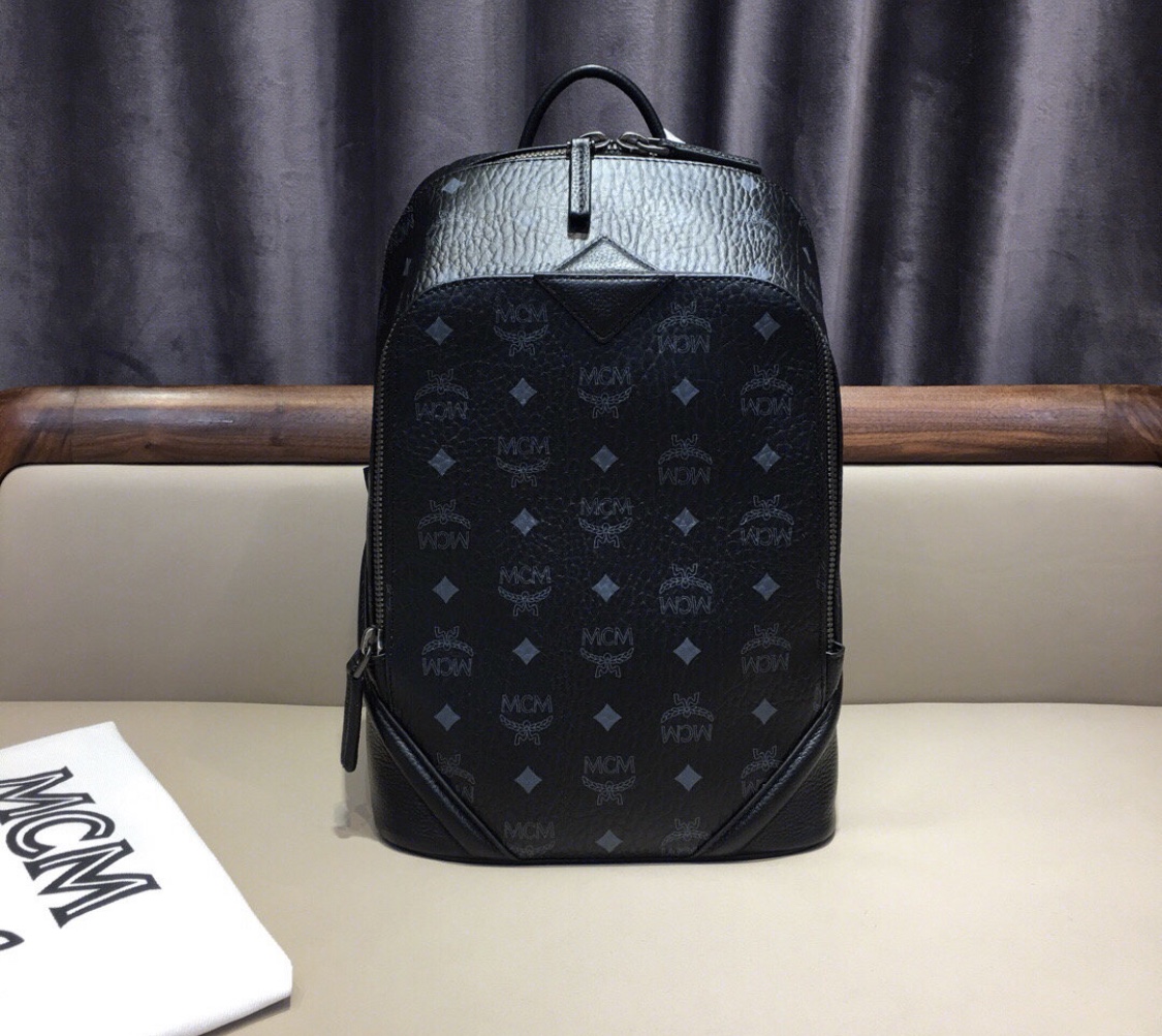 潮男必备穿搭小物件,2020潮男穿搭配饰