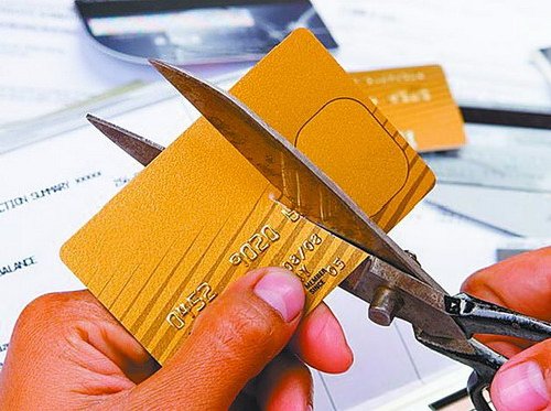 信用卡马上要到期还款怎么办,信用卡要注销怎么处理好