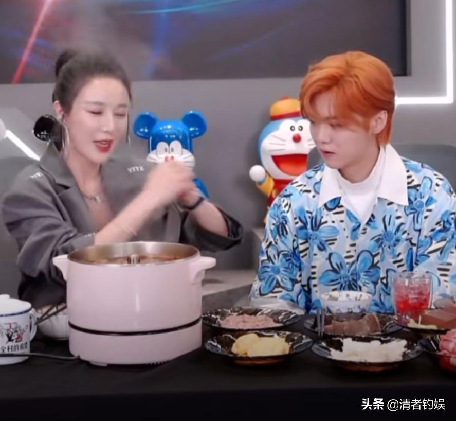 鹿晗素颜直播间,鹿晗直播神级美颜