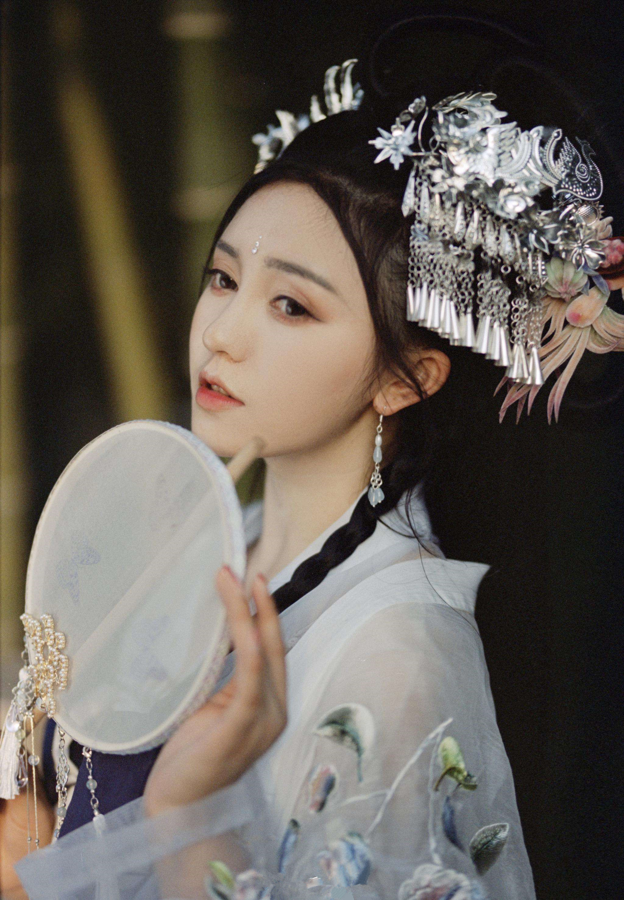 莫欺少年穷:晋惠帝女儿落难被贩卖,受尽欺辱后复仇,买主被灭族