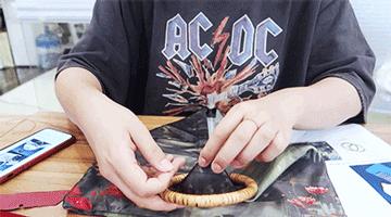 废旧纸袋如何做收纳包包,大牌纸袋斜挎包包改造教程