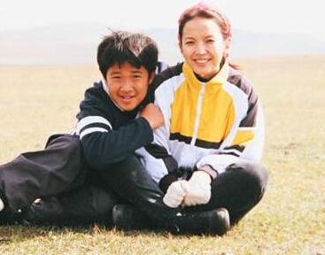 孙海英42岁娶3婚妻子吕丽萍，带继子如亲儿子，今64岁生活很幸福