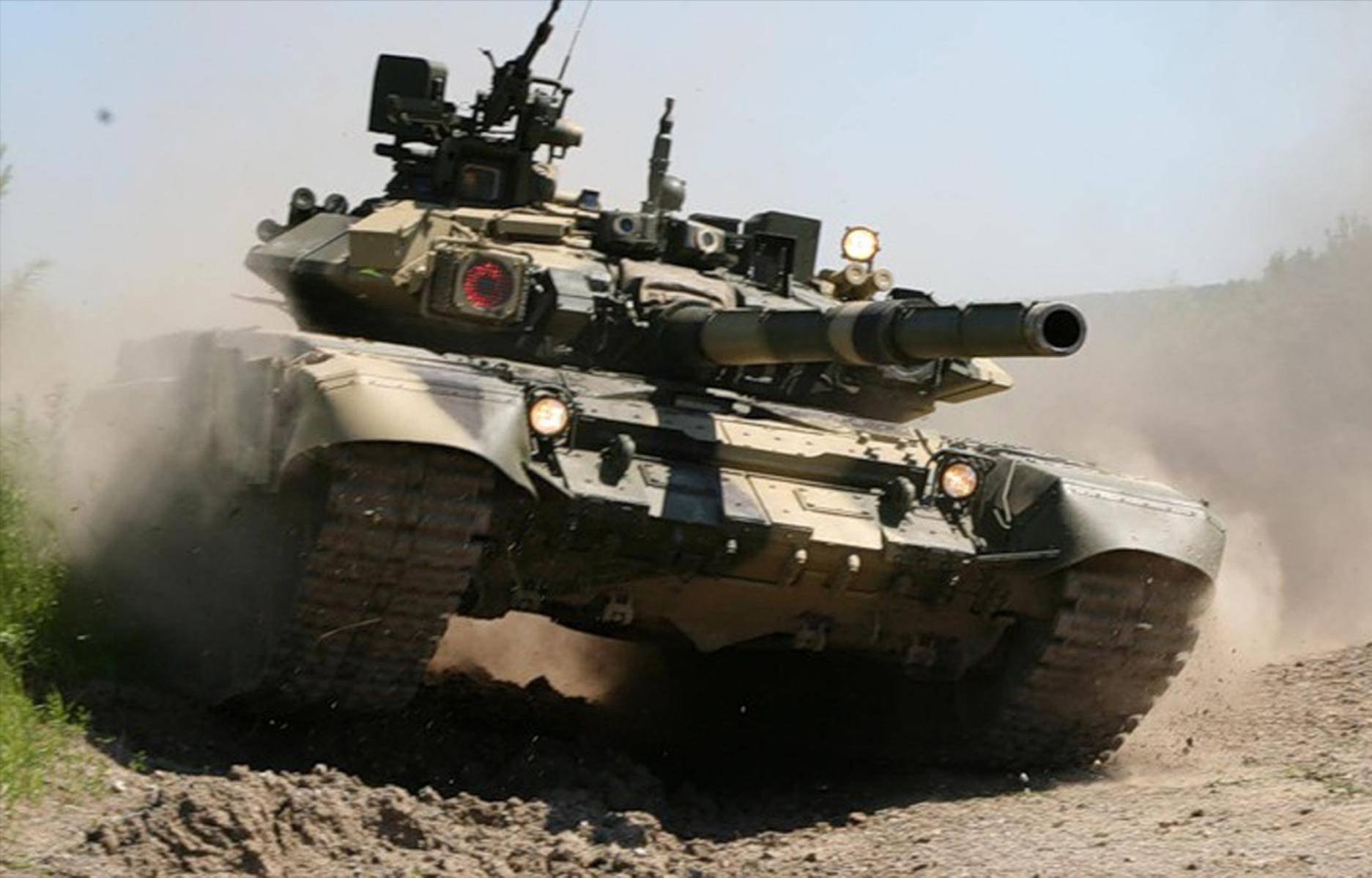 印度购买的俄罗斯轻型坦克,15式轻坦对印度坦克