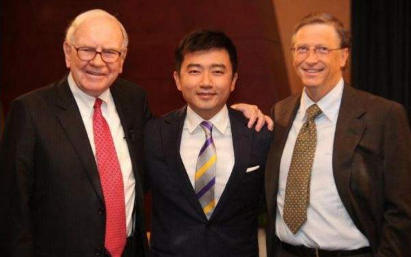 央视主持芮成钢，曾是高考状元世界红人，为何会沦为“阶下囚”？