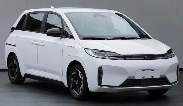 比亚迪滴滴定制网约车,滴滴比亚迪合作的电车